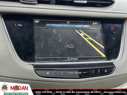 Used 2018 Cadillac XT5 Luxury w/ Driver Awareness Package image 21