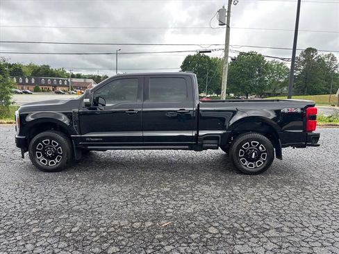 Used 2025 Ford F250 Platinum AWD/4WD image 4