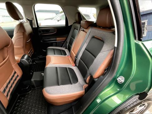 Certified 2024 Ford Bronco Sport Outer Banks w/ Tech Package image 21