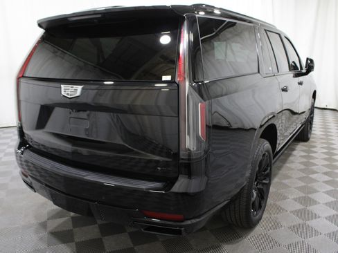 Certified 2024 Cadillac Escalade ESV Sport w/ LPO, ONYX Package image 34