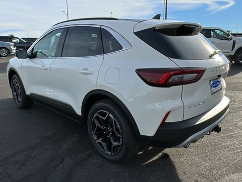 New 2026 Ford Escape Platinum w/ Premium Technology Package AWD/4WD image 5