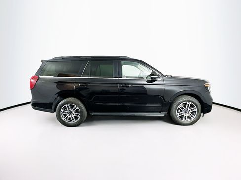 Used 2025 Ford Expedition Active AWD/4WD image 10