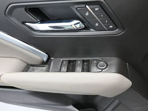 New 2026 Chevrolet Colorado ZR2 w/ Technology Package AWD/4WD image 40