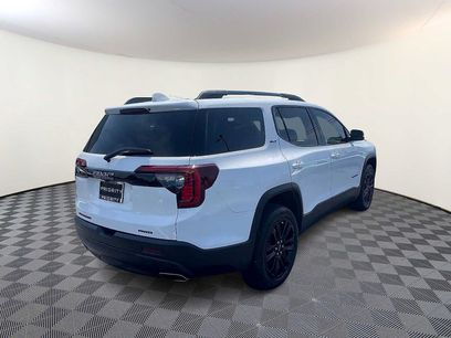 Used 2023 GMC Acadia SLT w/ Elevation Edition