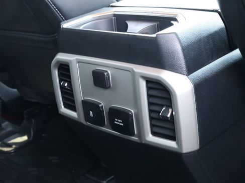 Used 2019 Ford F150 Lariat AWD/4WD image 32