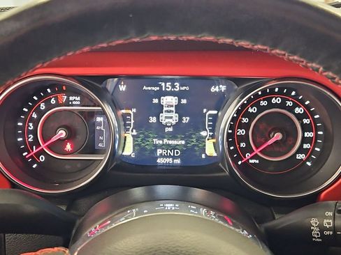 Used 2021 Jeep Wrangler Unlimited Rubicon AWD/4WD image 15