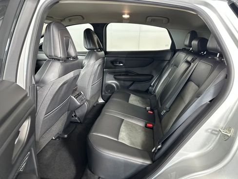 Used 2023 Nissan Ariya AWD image 25