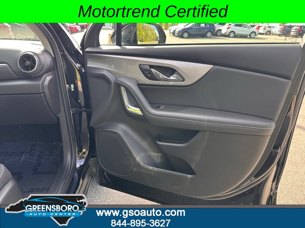 Used 2024 Chevrolet Blazer LT w/ Convenience Package FWD image 18
