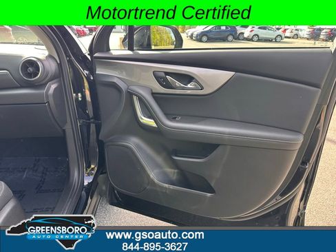Used 2024 Chevrolet Blazer LT w/ Convenience Package FWD image 18