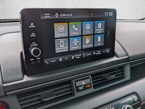 Certified 2024 Honda Pilot TrailSport image 14