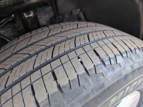 Certified 2023 Toyota RAV4 XLE w/ Convenience Package image 28