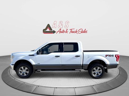 Used 2015 Ford F150 XLT w/ Equipment Group 302A Luxury image 6
