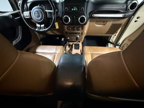 Used 2011 Jeep Wrangler Sahara w/ Connectivity Group AWD/4WD image 68