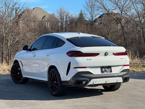 Used 2026 BMW X6 xDrive40i w/ Climate Comfort Package image 4