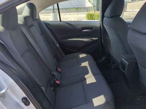 Used 2021 Toyota Corolla LE FWD image 26
