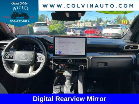 Used 2024 Toyota Tacoma TRD Off-Road w/ TRD Off Road Premium Package AWD/4WD image 17