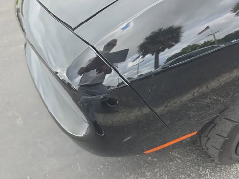 Certified 2015 Dodge Challenger R/T Plus image 14