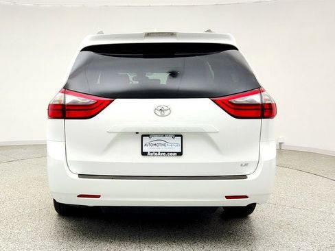 Used 2020 Toyota Sienna LE FWD image 6