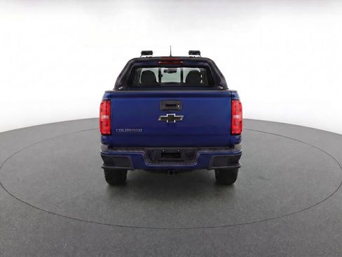 Used 2017 Chevrolet Colorado Z71 AWD/4WD image 7