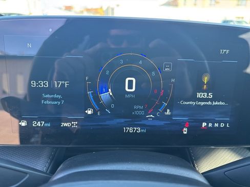 Used 2025 Chevrolet Equinox LT image 11