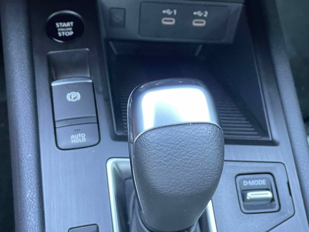 Used 2025 Nissan Kicks SV FWD image 28