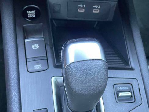 Used 2025 Nissan Kicks SV FWD image 28
