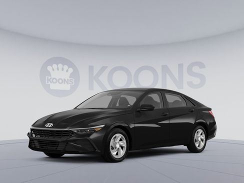 Certified 2024 Hyundai Elantra SE image 1