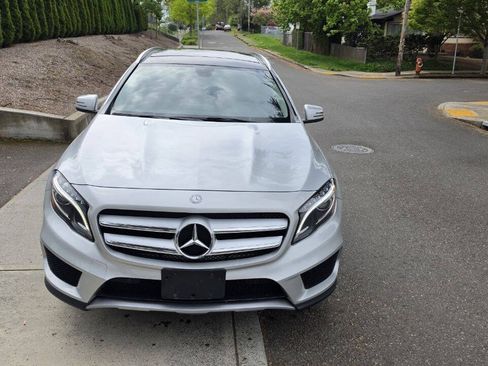 Used 2015 Mercedes-Benz GLA 250 4MATIC image 2
