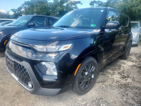 Used 2021 Kia Soul EX FWD image 2