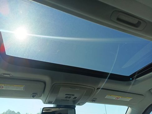 Used 2015 GMC Sierra 2500 Denali w/ Duramax Plus Package image 16