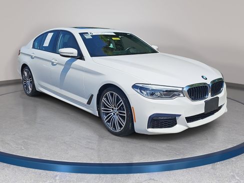 Used 2020 BMW 540i xDrive w/ Executive Package AWD/4WD image 3