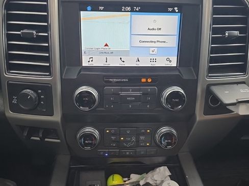 Used 2019 Ford F250 Platinum w/ Platinum Ultimate Package image 14