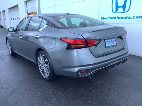 Used 2023 Nissan Altima 2.5 SL image 4