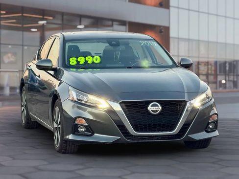 Used 2019 Nissan Altima 2.5 SL image 1