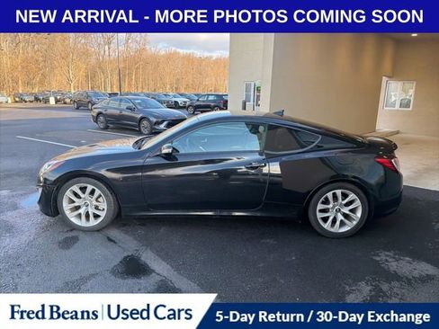 Used 2015 Hyundai Genesis 3.8 image 5