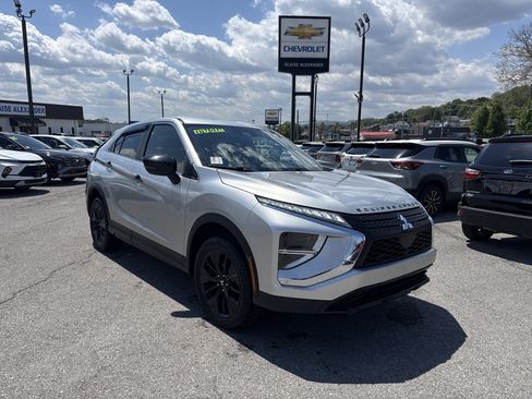 Used 2022 Mitsubishi Eclipse Cross LE AWD/4WD image 1