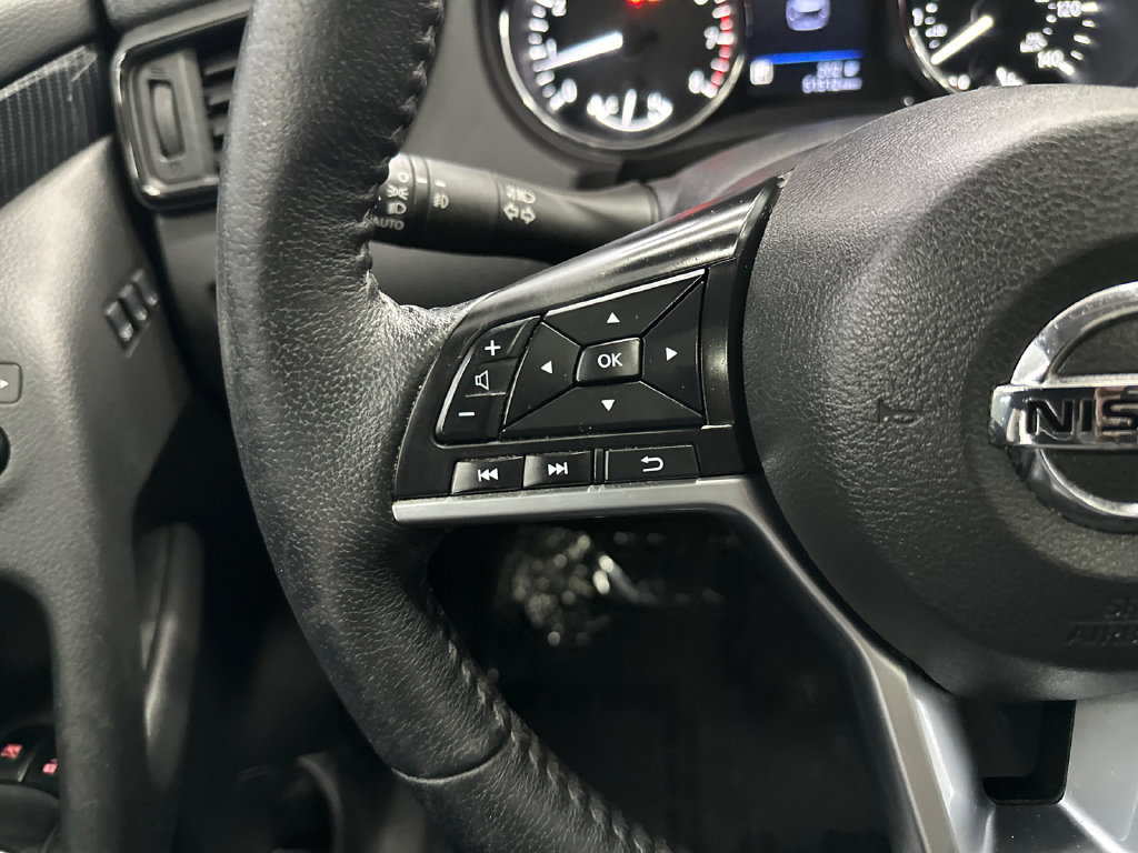 Used 2020 Nissan Rogue SL w/ Premium Package AWD/4WD image 28