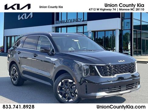 New 2026 Kia Sorento S w/ S Panoramic Sunroof Package image 1