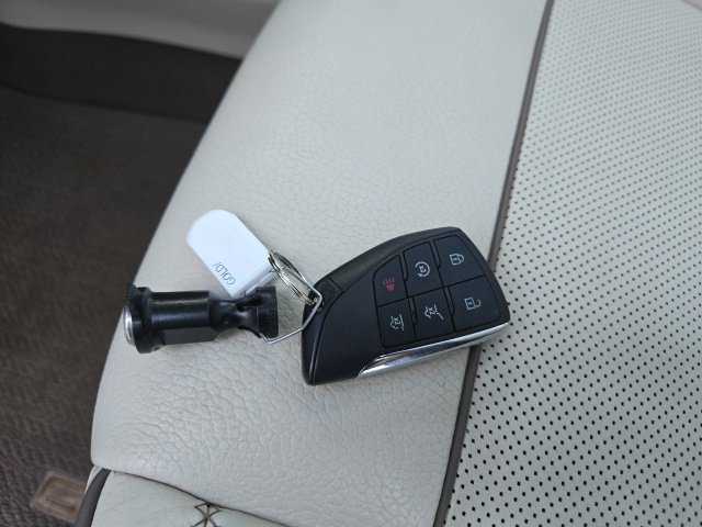 Used 2022 GMC Yukon Denali AWD/4WD image 32
