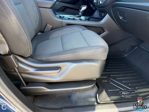 Certified 2023 Chevrolet Traverse LT image 11