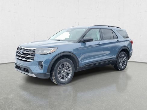 New 2026 Ford Explorer Active w/ Active Comfort Package image 4