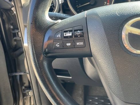 Used 2010 MAZDA MAZDA3 i Touring FWD image 14