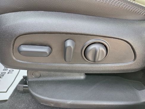 Used 2024 GMC Terrain Denali w/ Denali Premium Package image 16