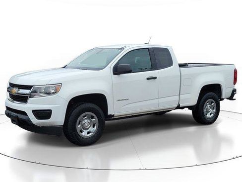 Used 2015 Chevrolet Colorado W/T image 2