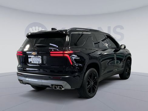 New 2026 Chevrolet Traverse LT w/ LPO, Floor Liner Package image 16