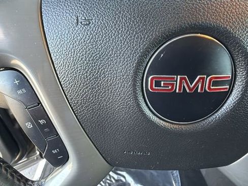 Used 2013 GMC Sierra 2500 SLT w/ SLT Convenience Package image 18