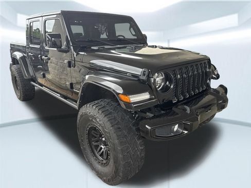 Used 2021 Jeep Gladiator Overland AWD/4WD image 2