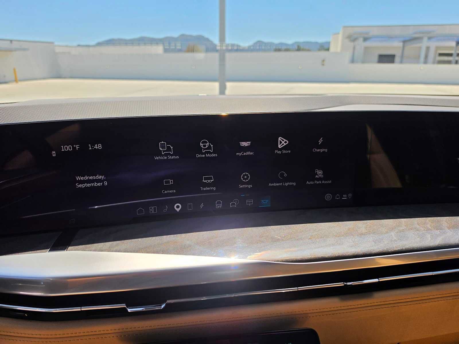 Used 2025 Cadillac Escalade IQ Sport 2 AWD/4WD image 27
