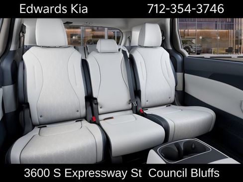 New 2026 Kia Carnival EX FWD image 18