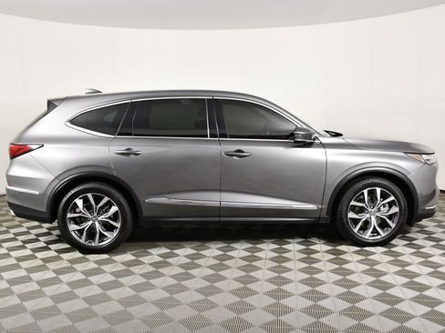 Certified 2022 Acura MDX w/ Technology Package AWD/4WD image 5